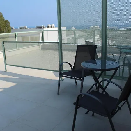 Ξενοδοχείο με διαμερίσματα Kleio Αγία Νάπα